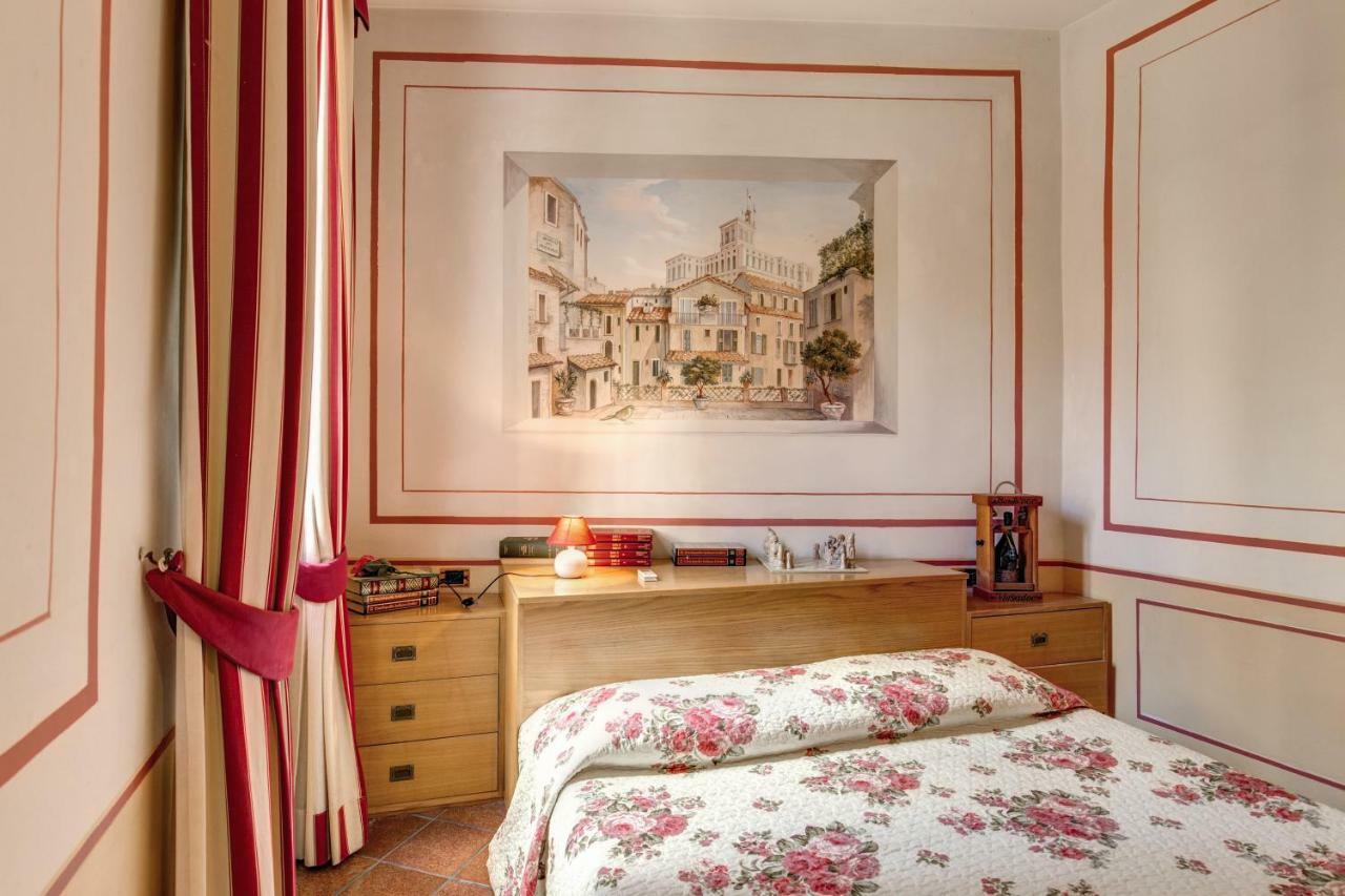 Lovely Flat By The Trevi Fountain Apartment Rome Exterior photo
