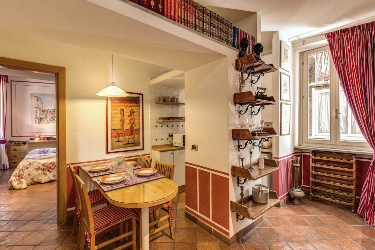 Lovely Flat By The Trevi Fountain Apartment Rome Exterior photo